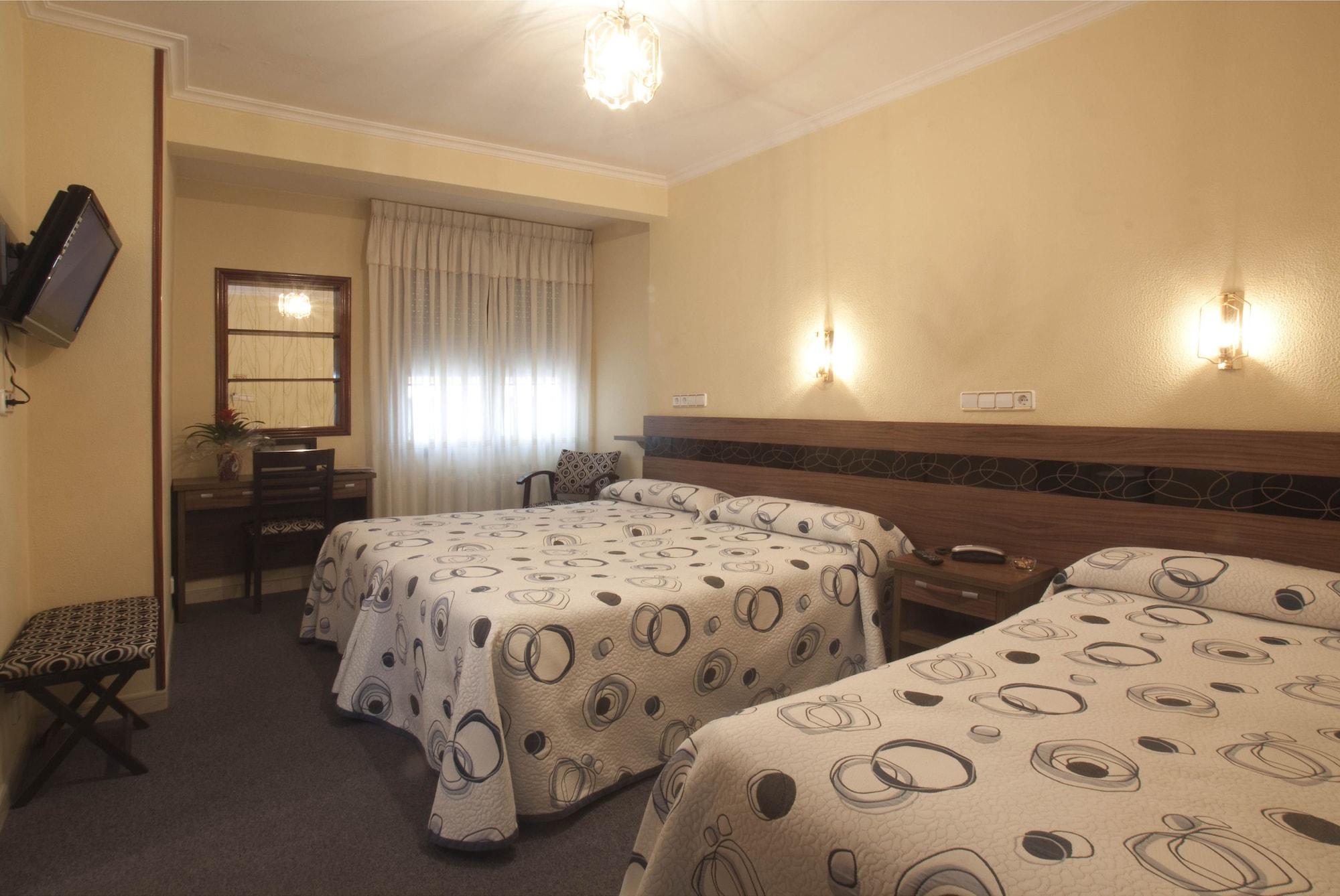 Hotel Castilla Хіхон Екстер'єр фото