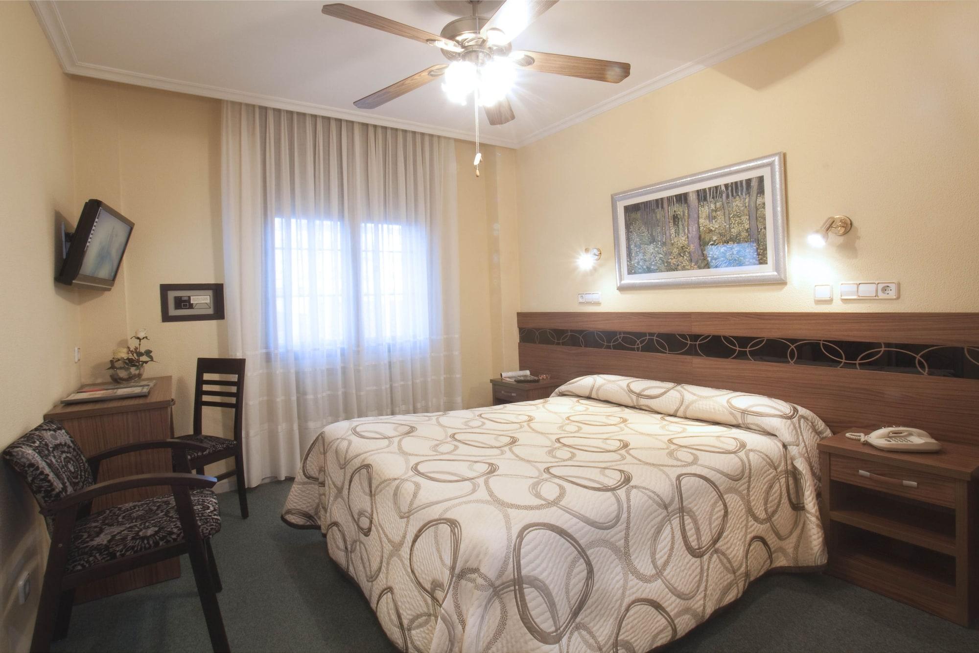 Hotel Castilla Хіхон Екстер'єр фото