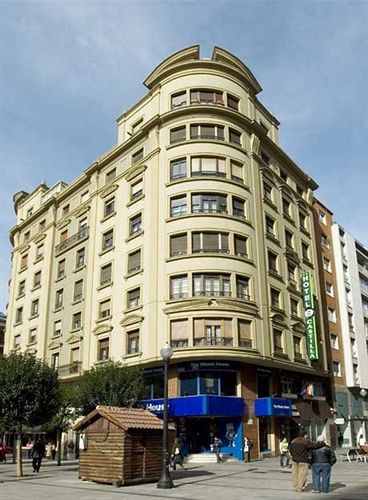 Hotel Castilla Хіхон Екстер'єр фото